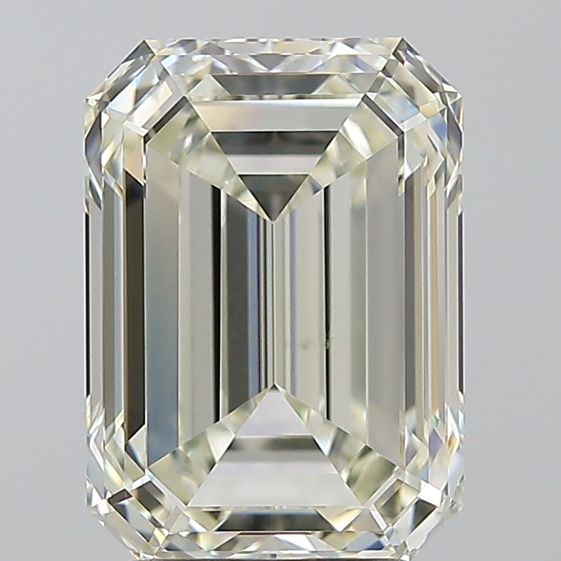 3.50 ct Emerald diamond