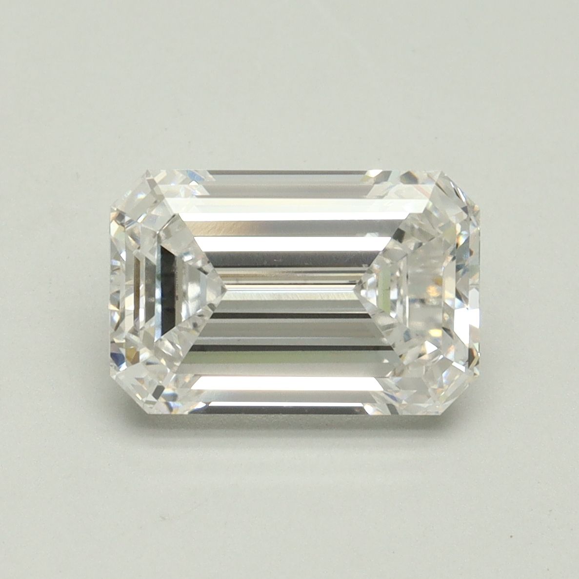 3.27 ct. emerald Lab Grown Diamond front image