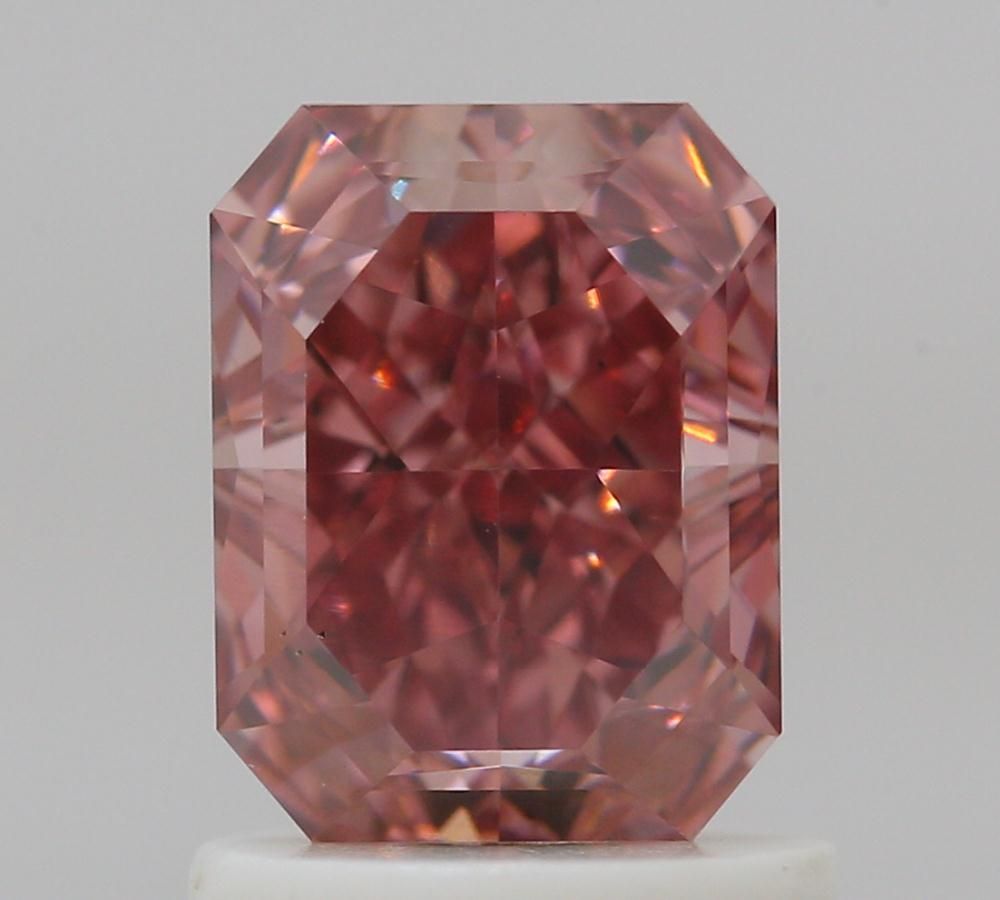 1.25 ct Emerald diamond