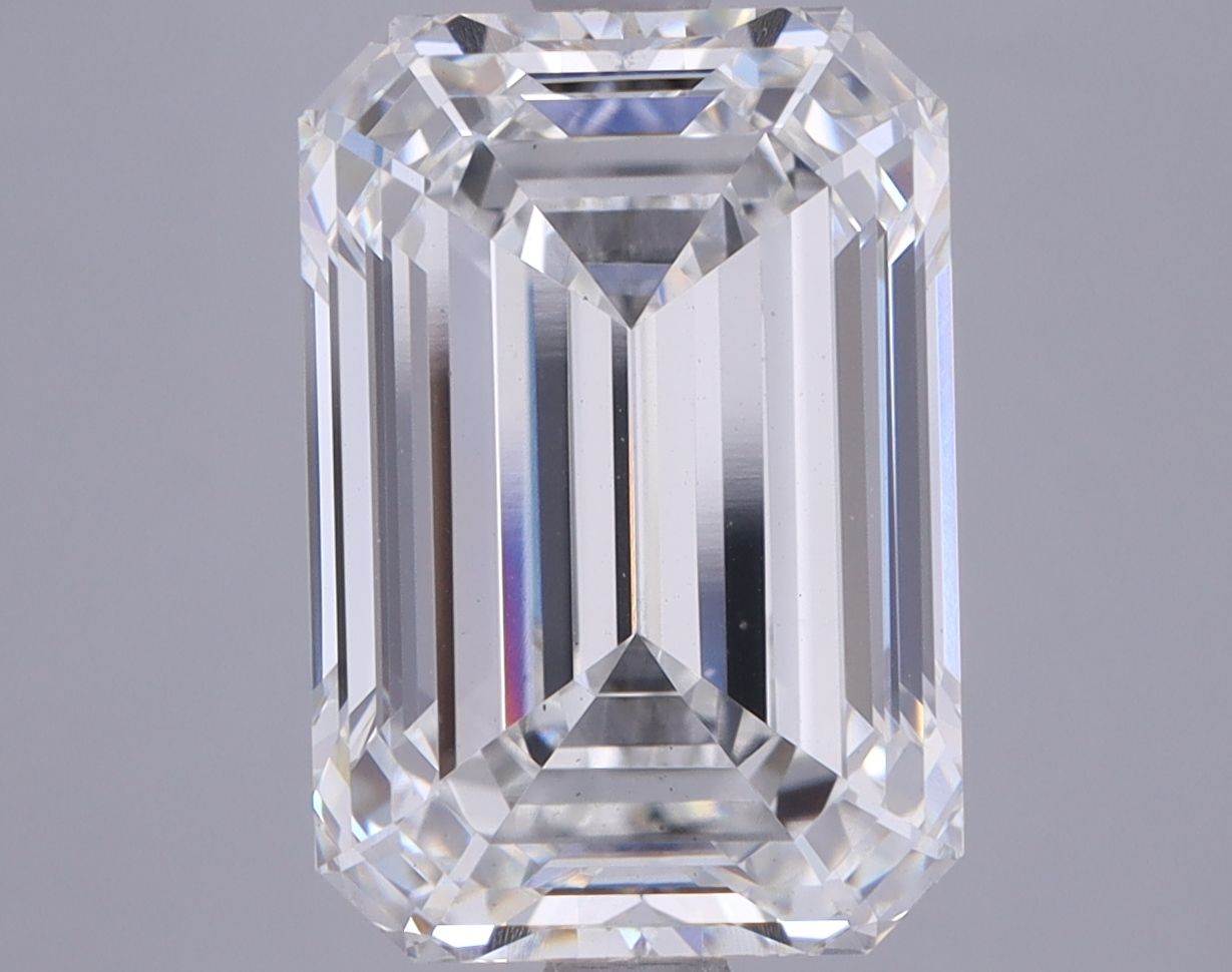 5.04 ct. emerald Lab Grown Diamond front image