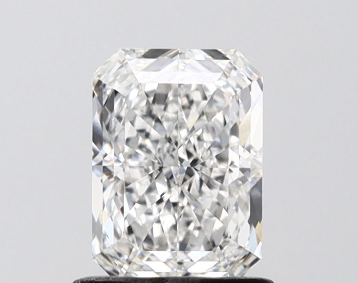 1.18 ct lab-grown Radiant Diamond
