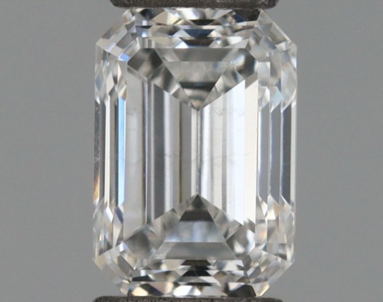 0.41 ct lab-grown Emerald Diamond