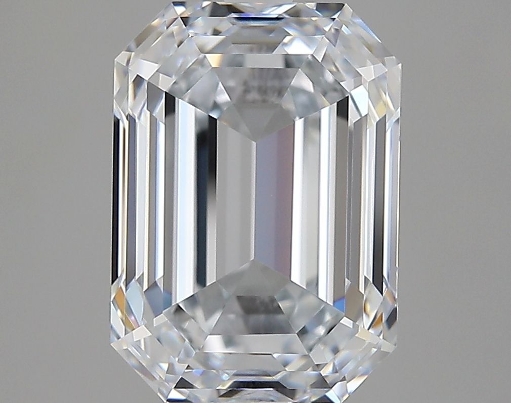 5.14 ct. emerald Lab Grown Diamond front image
