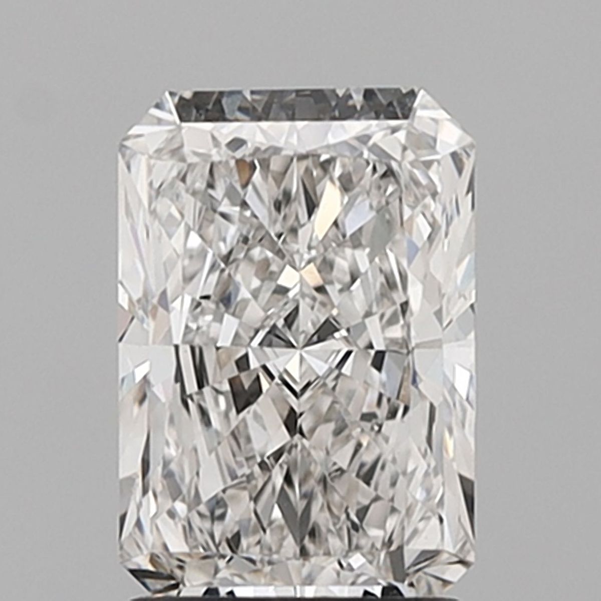 1.76 ct. radiant Lab Grown Diamond front image