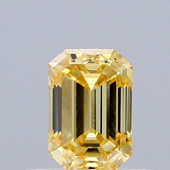 0.49 ct Emerald diamond