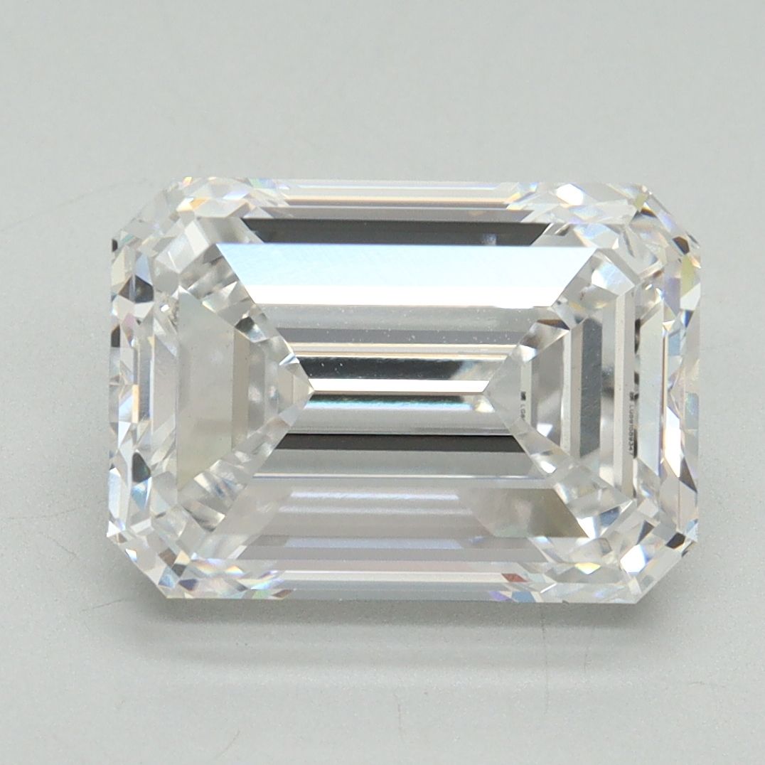 5.01 ct. emerald Lab Grown Diamond front image