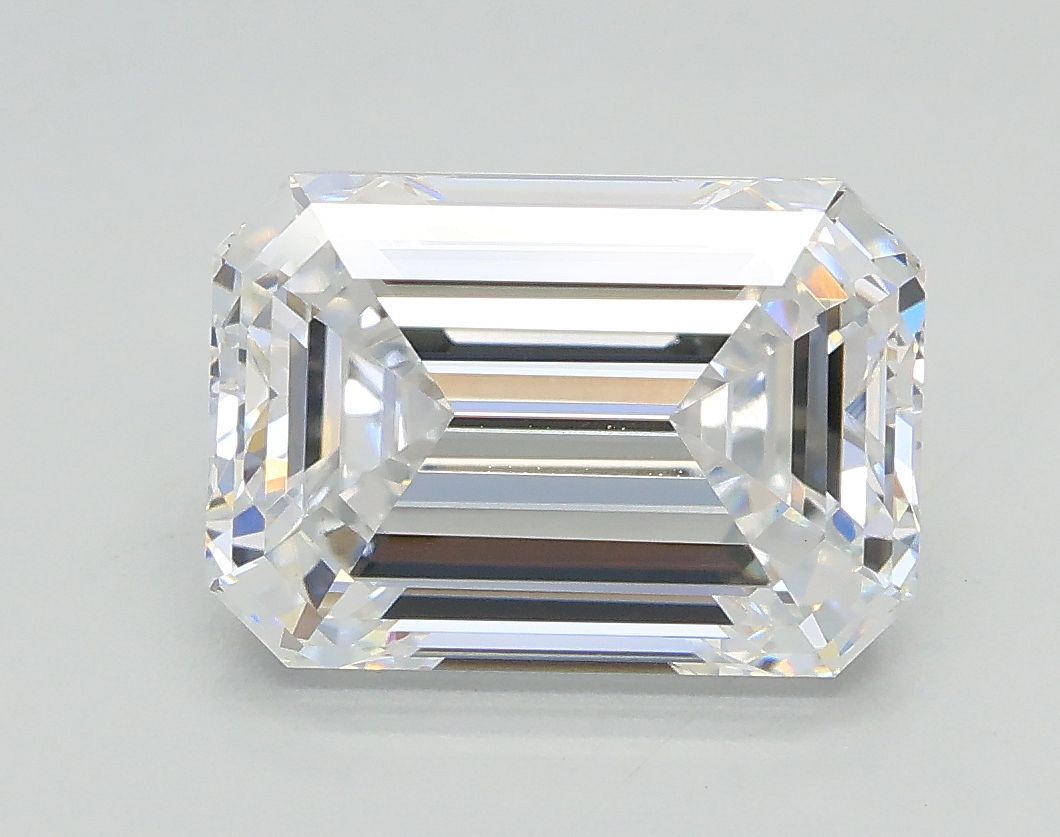 3.02 ct. emerald Lab Grown Diamond front image