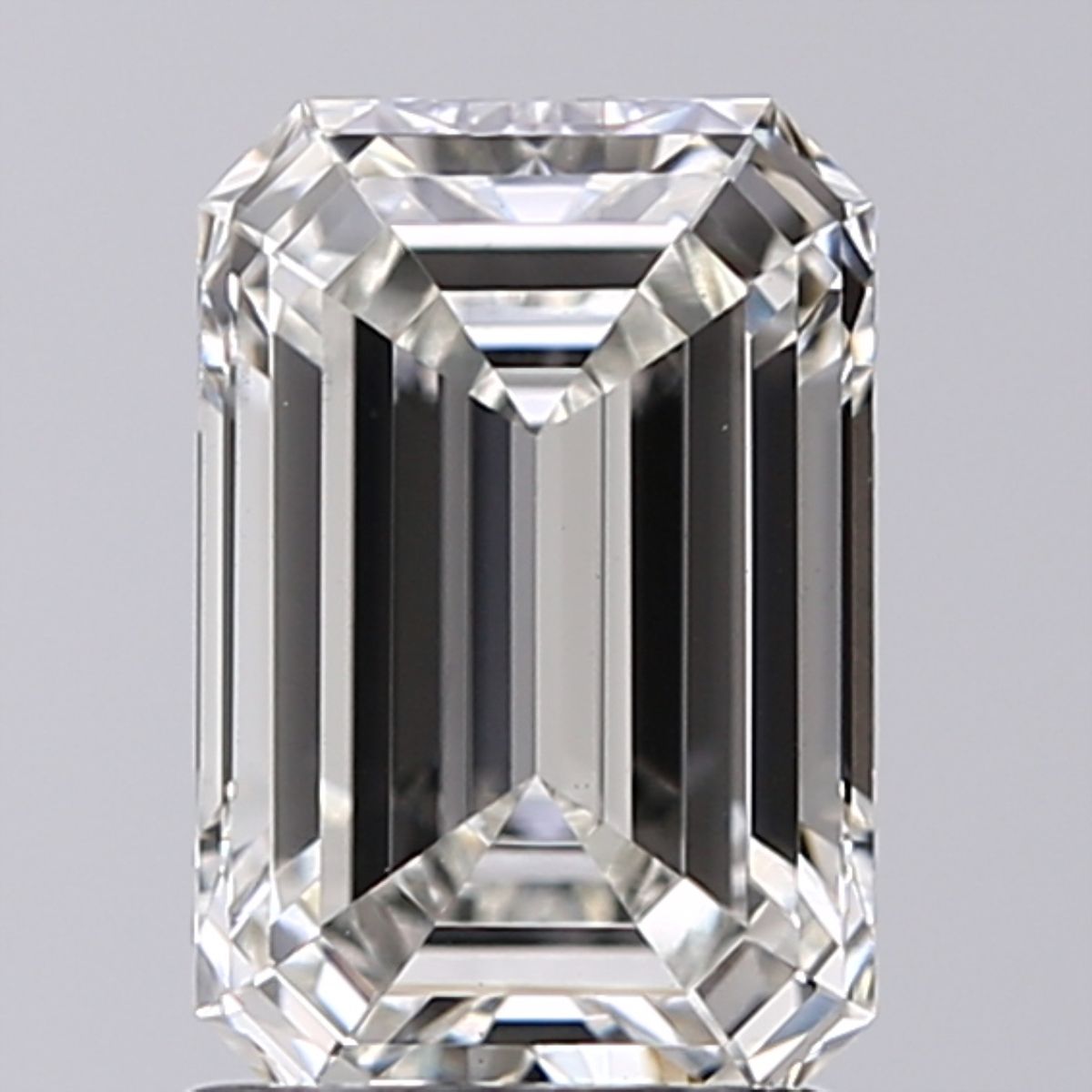 1.64 ct Emerald diamond