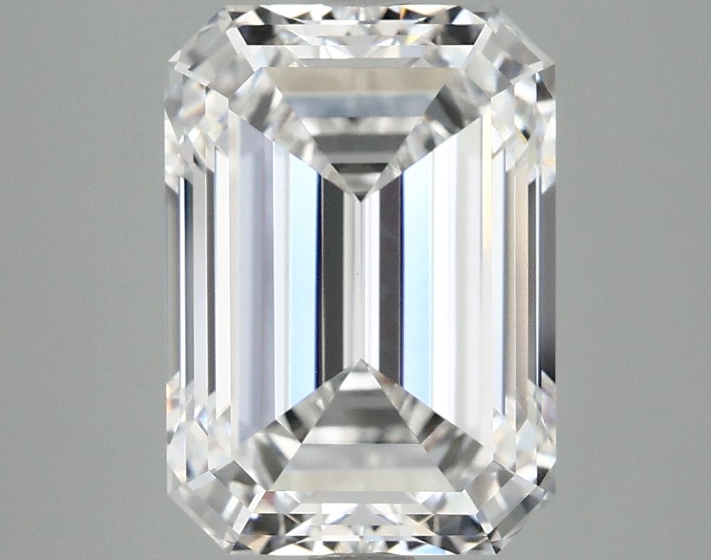 4.91 ct. emerald Lab Grown Diamond front image