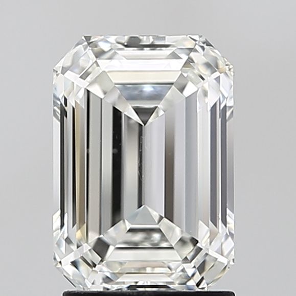 2.51 ct Emerald diamond