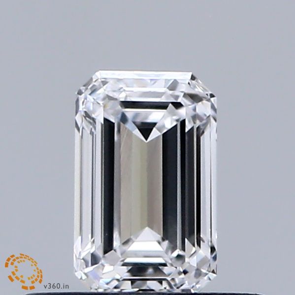 0.48 ct lab-grown Emerald Diamond