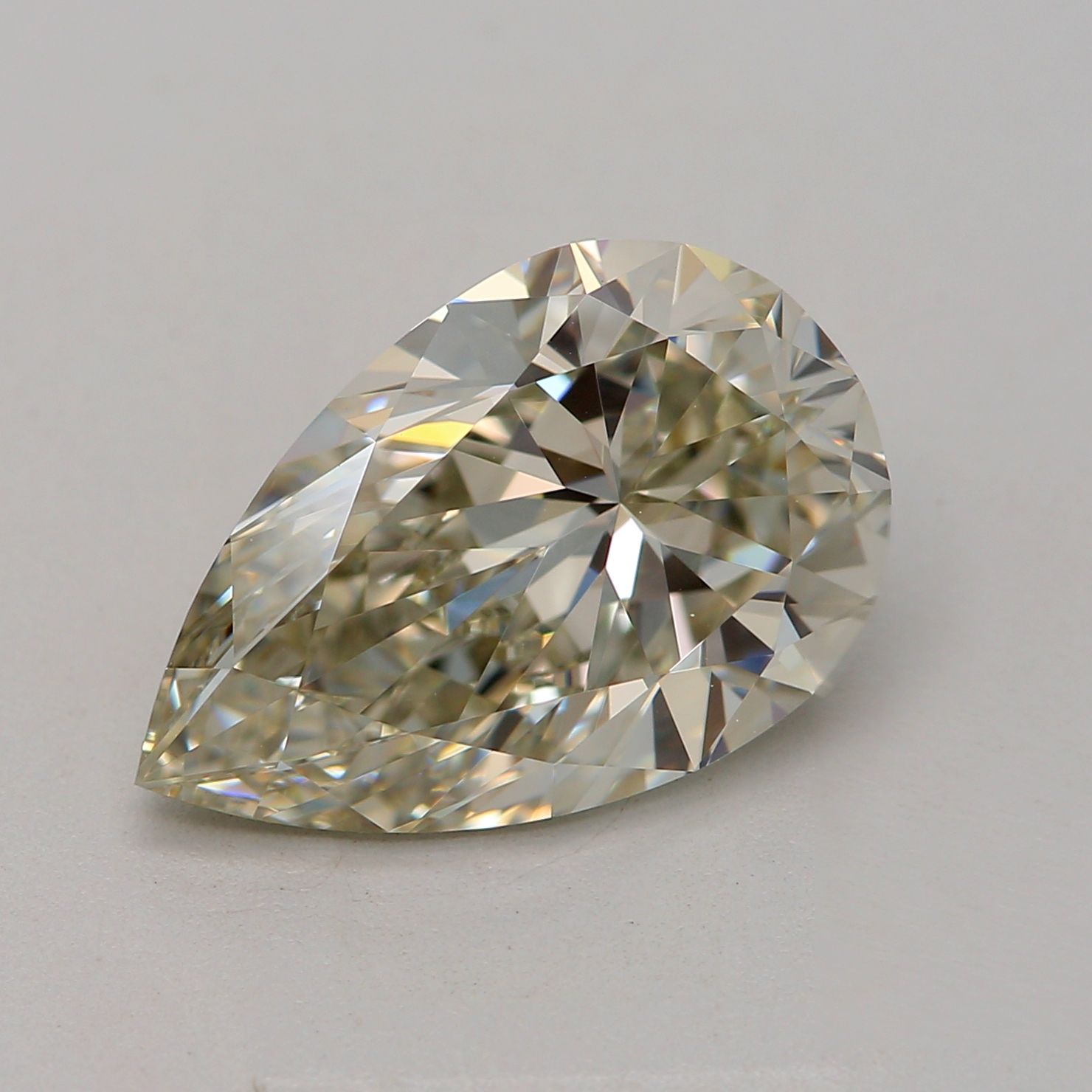 Diament 2.0 ct Fancy Green/VVS2