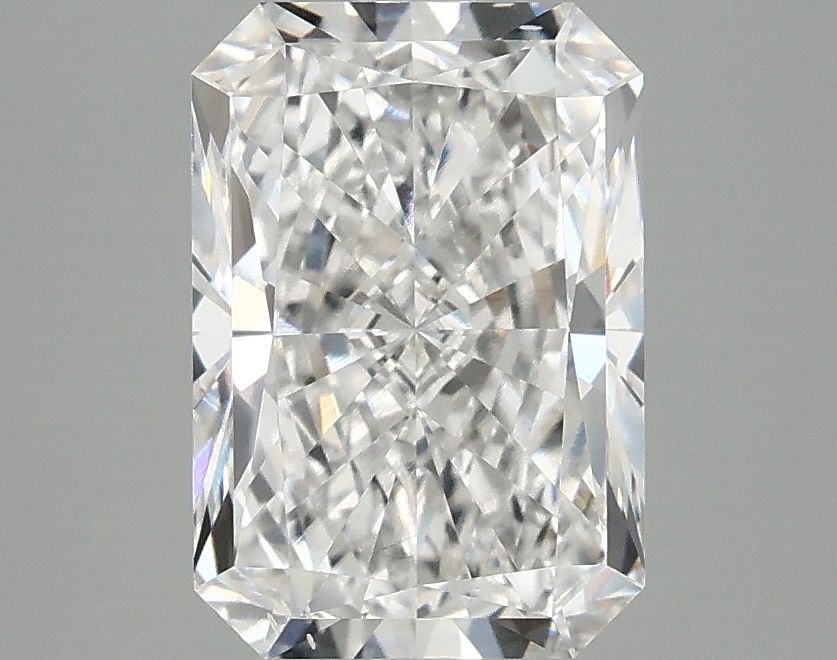 2.59 ct. radiant Lab Grown Diamond front image
