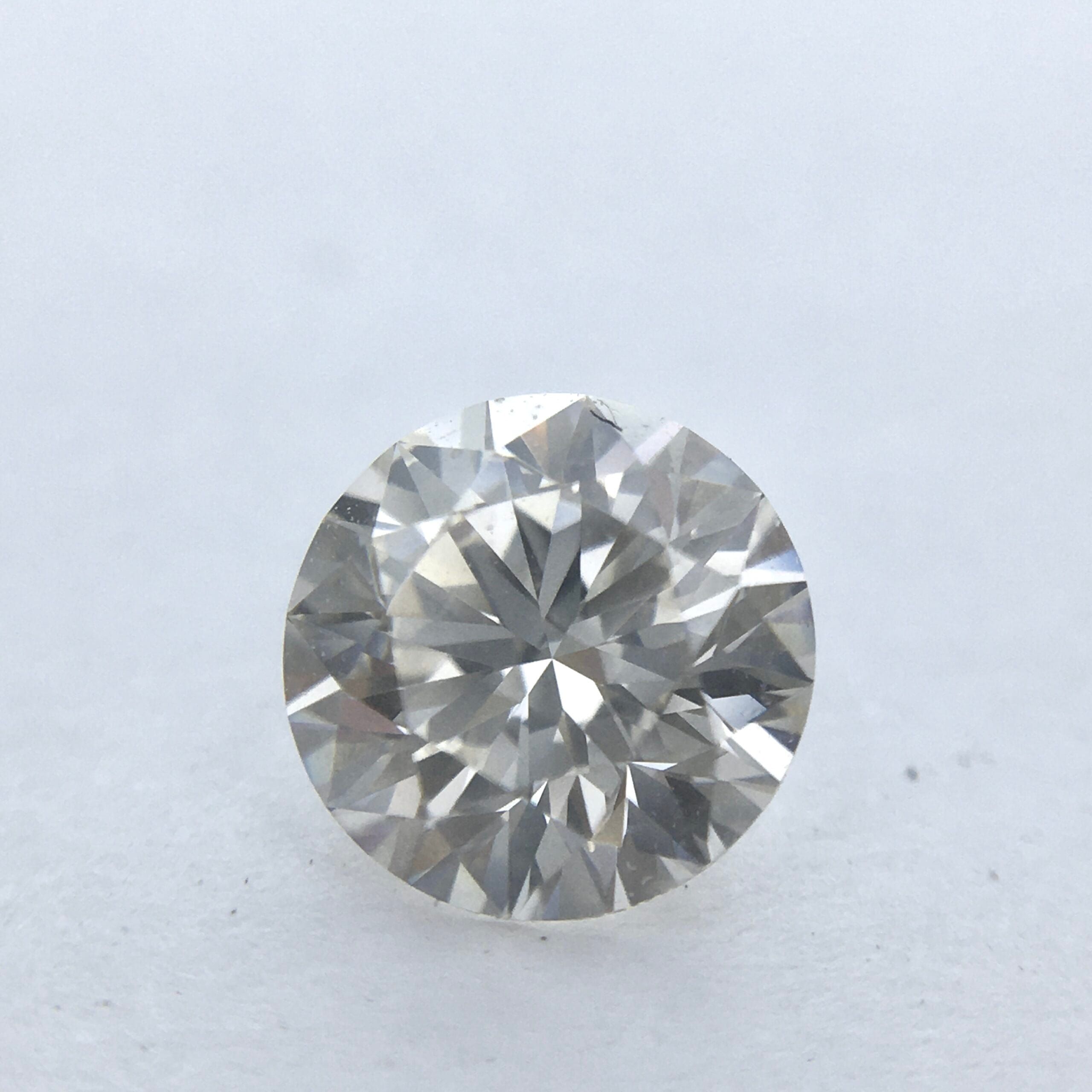 0.57 ct Round diamond