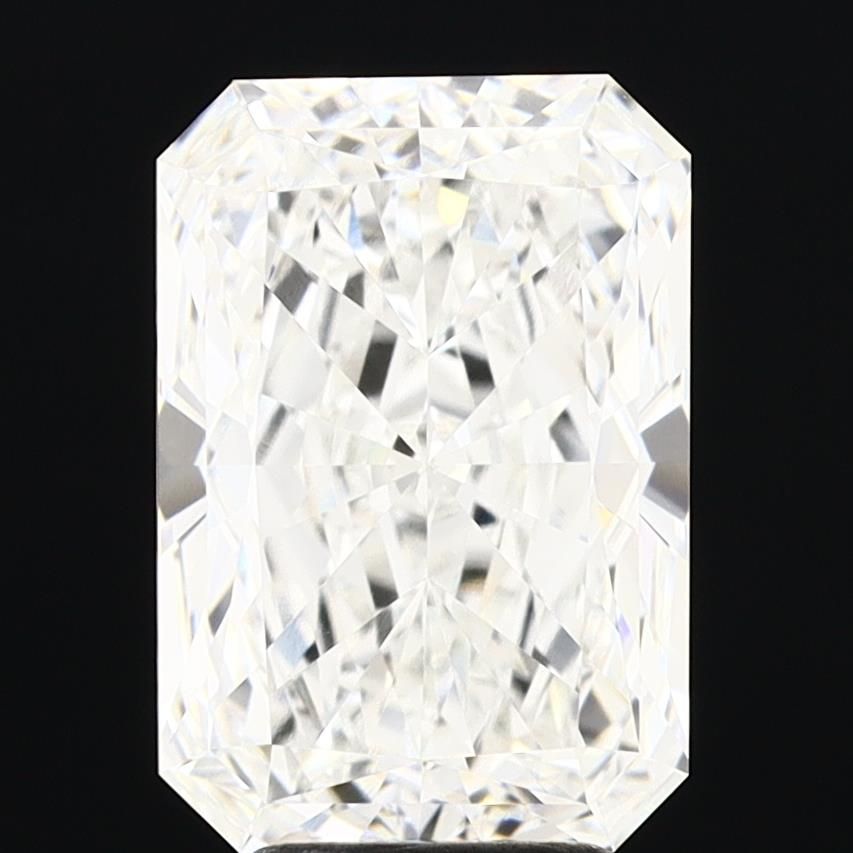4.68 ct. radiant Lab Grown Diamond front image