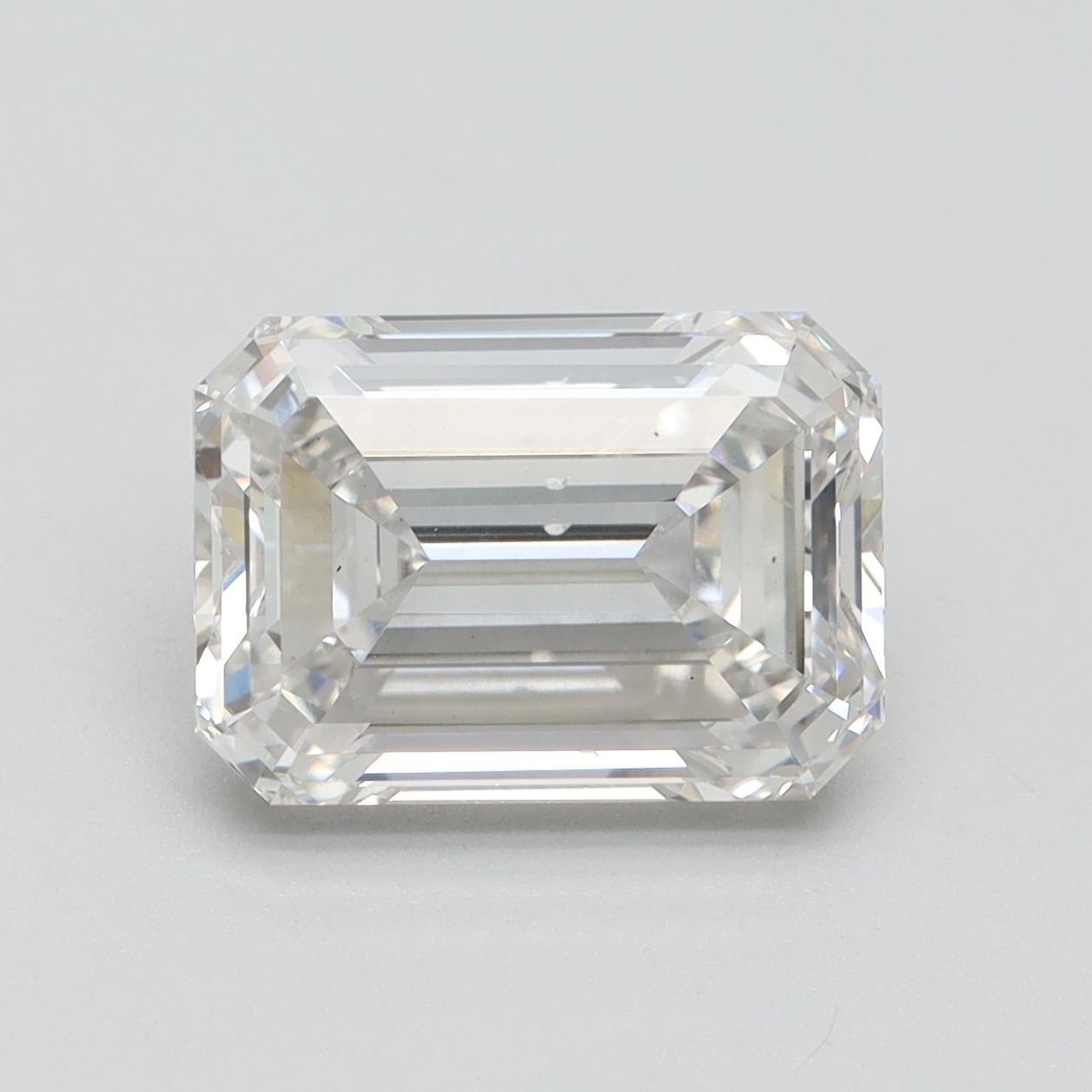 4.00 ct. emerald Lab Grown Diamond front image