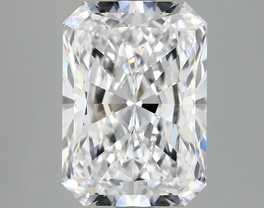 3.04 ct. radiant Lab Grown Diamond front image