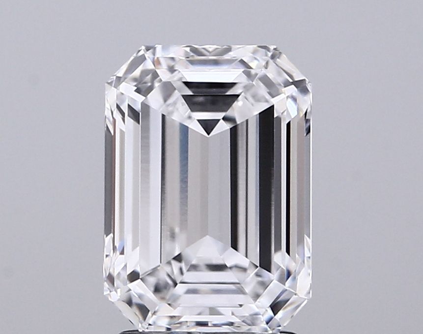 2.73 ct. emerald Lab Grown Diamond front image