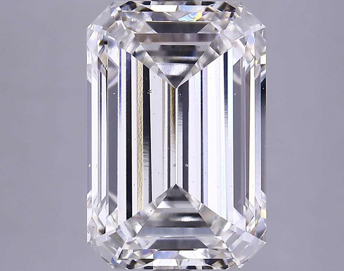 6.40 ct. emerald Lab Grown Diamond front image