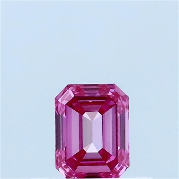 0.35 ct lab-grown Emerald Diamond