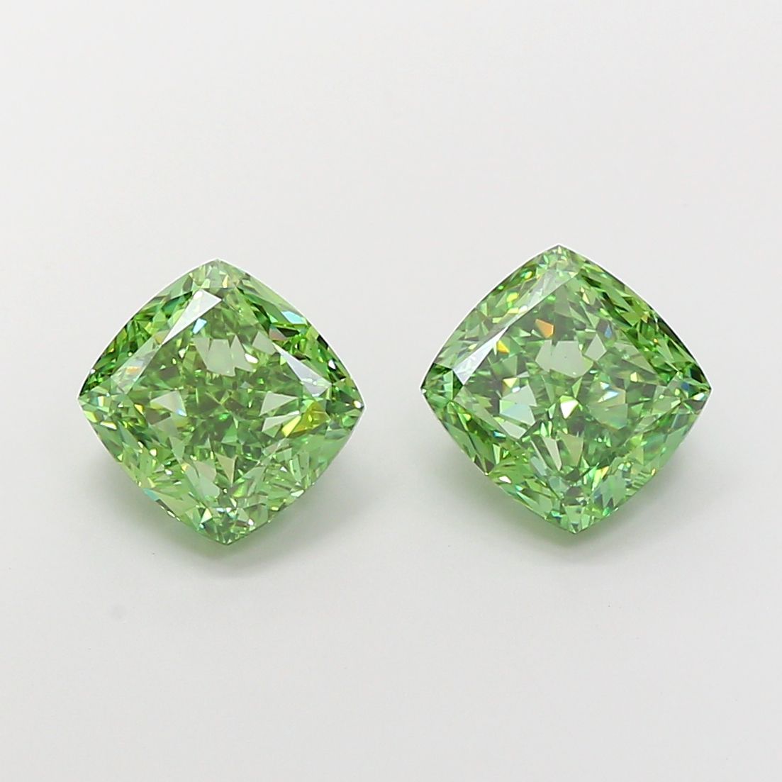 3.01 ct Cushion Modified diamond
