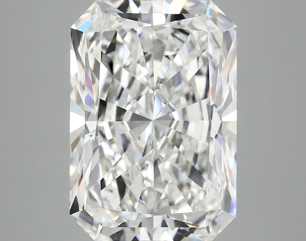 4.85 ct. radiant Lab Grown Diamond front image
