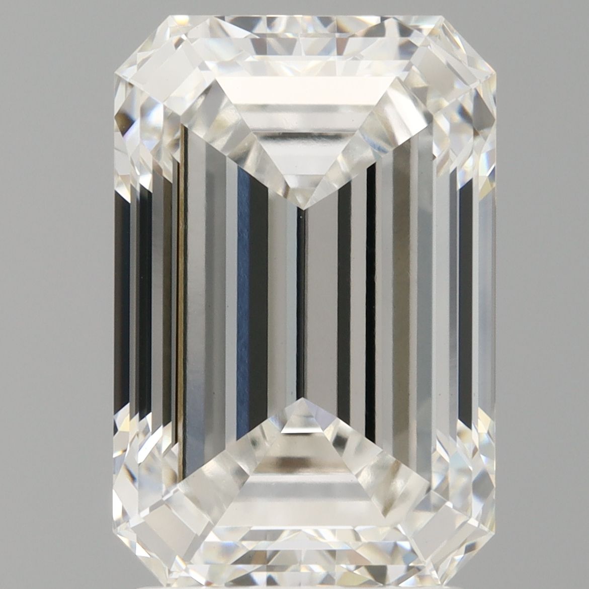 3.09 ct. emerald Lab Grown Diamond front image