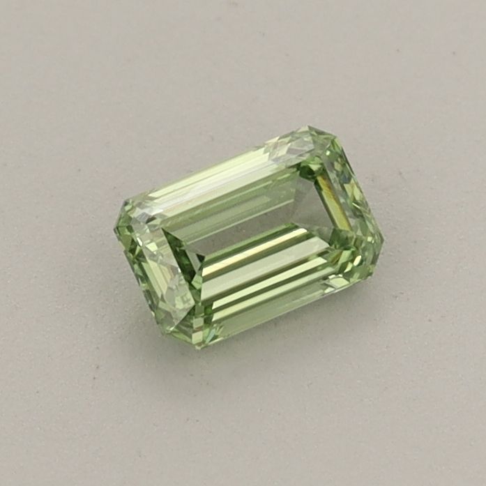 0.36 CT Fancy Vivid Green EMERALD