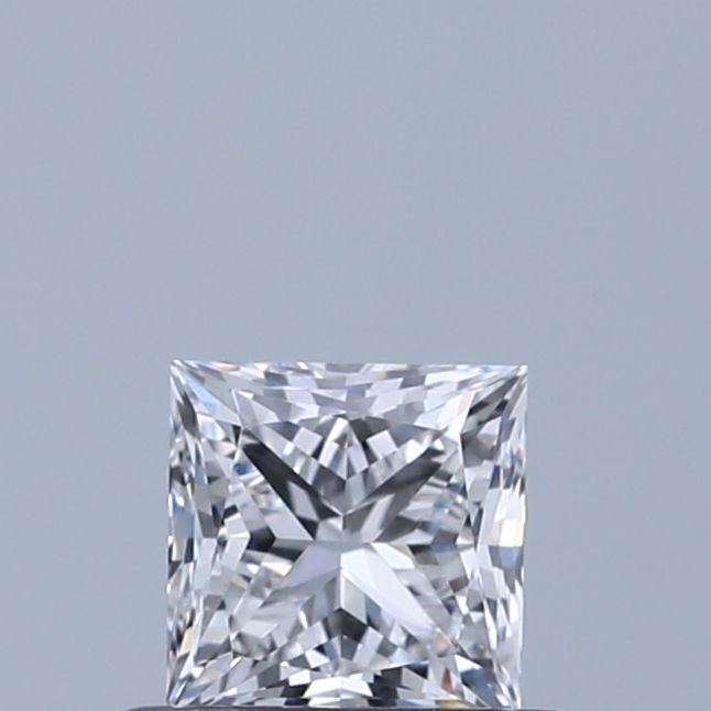 0.54 ct lab-grown Princess Diamond