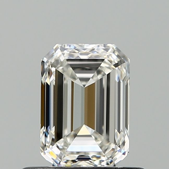 0.71 ct Emerald diamond
