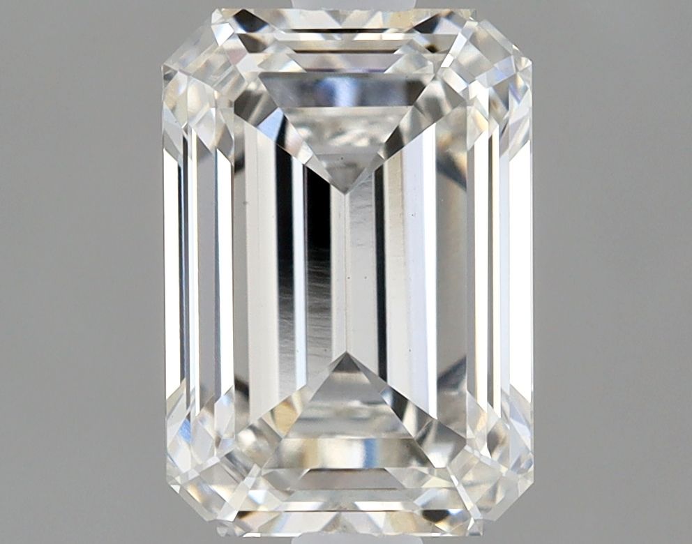 1.70 ct. emerald Lab Grown Diamond front image