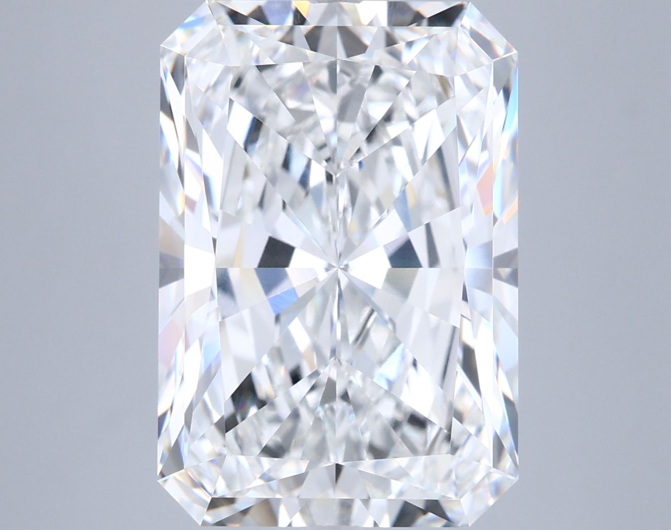9.55 ct. radiant Lab Grown Diamond front image