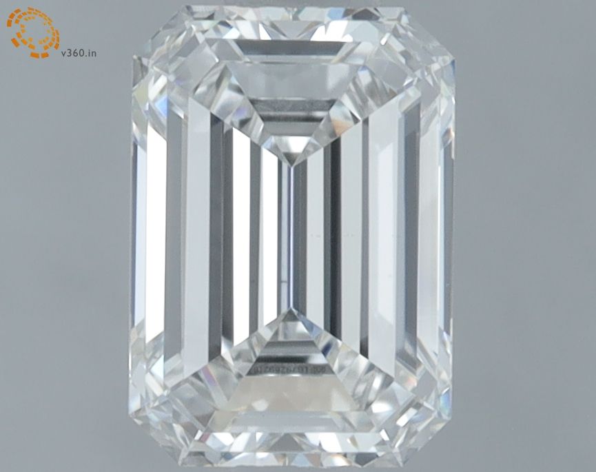 1.08 ct. emerald Lab Grown Diamond front image