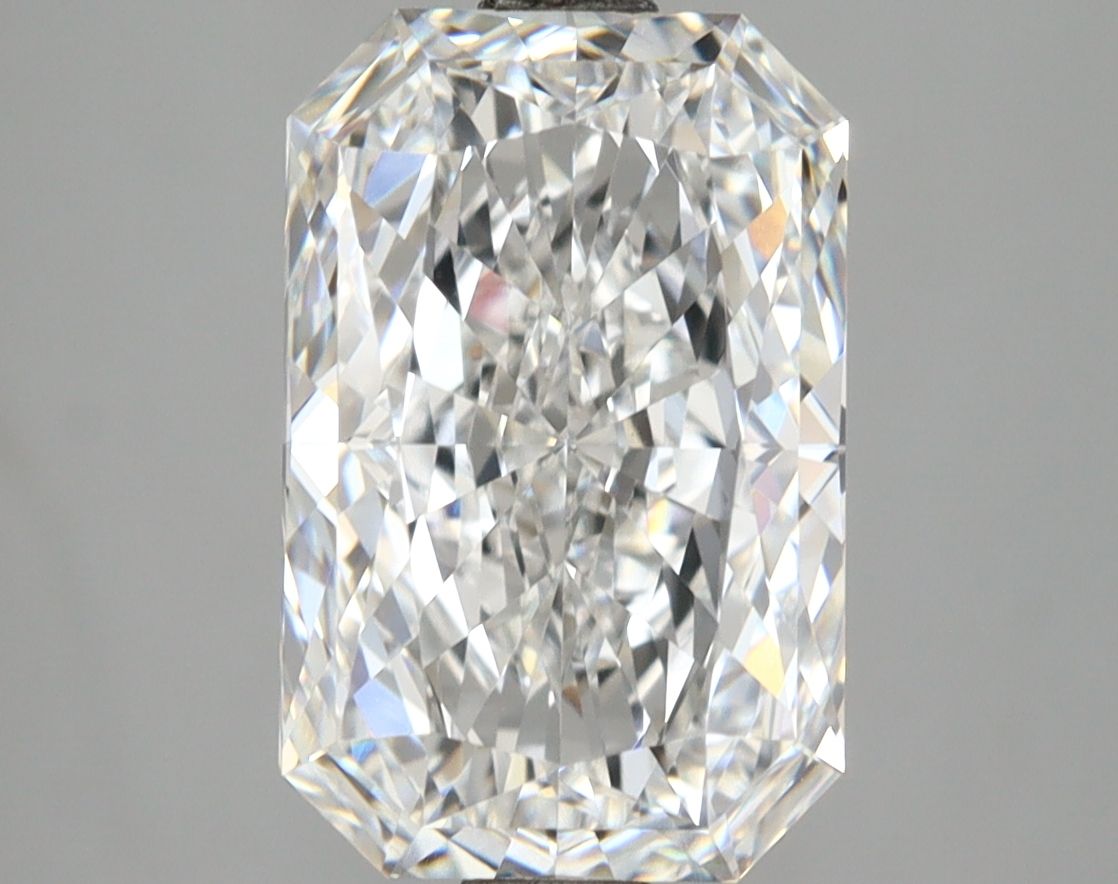 4.05 ct. radiant Lab Grown Diamond front image