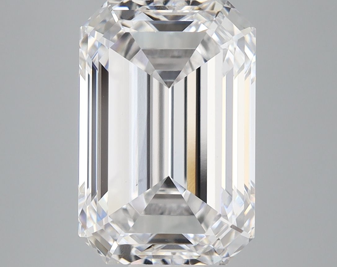 5.09 ct. emerald Lab Grown Diamond front image