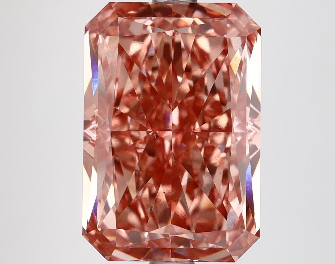 5.55 ct. radiant Lab Grown Diamond front image