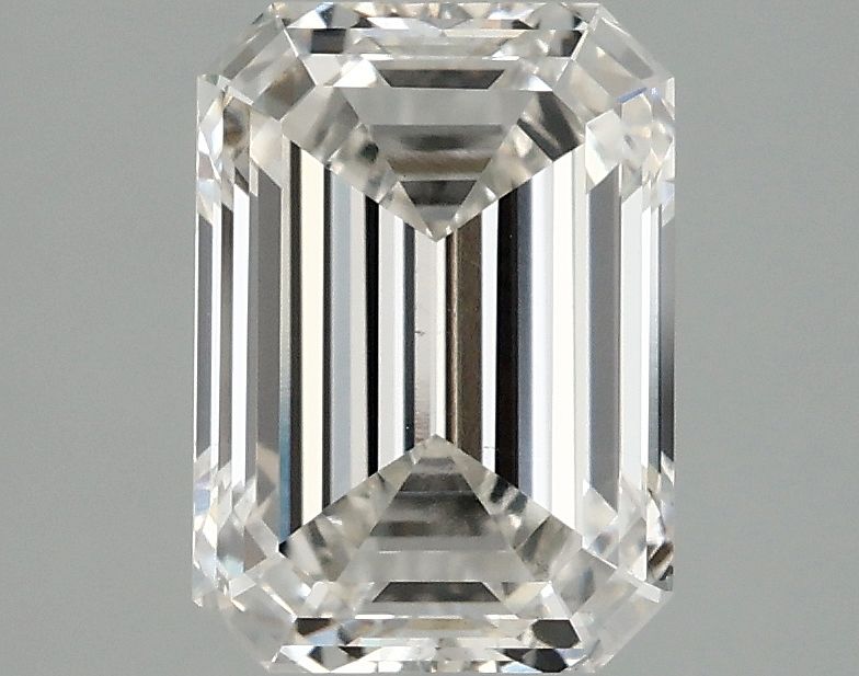 2.57 ct Emerald diamond