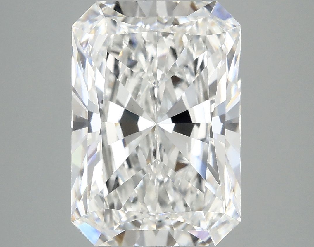 5.04 ct. radiant Lab Grown Diamond front image