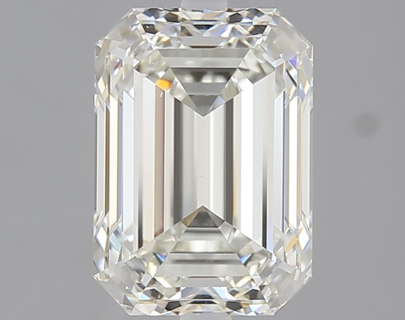 2.01 ct Emerald diamond