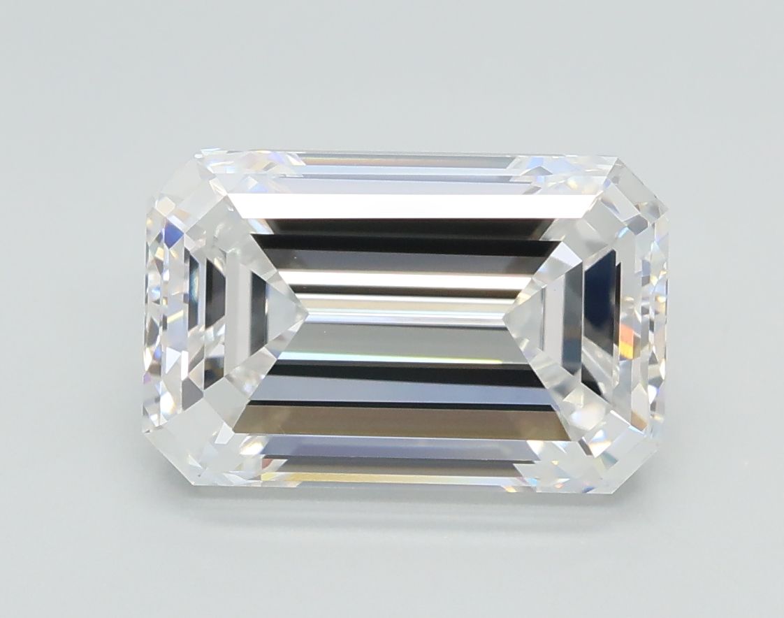 3.02 ct. emerald Lab Grown Diamond front image