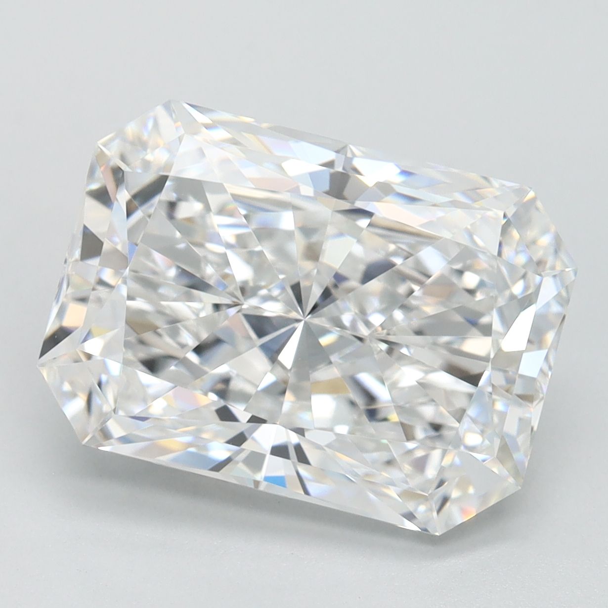 4.73 ct. radiant Lab Grown Diamond front image