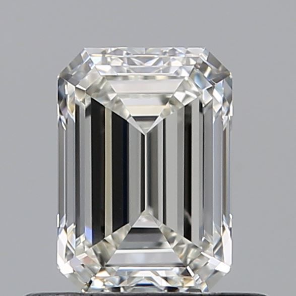 0.70 ct Emerald diamond