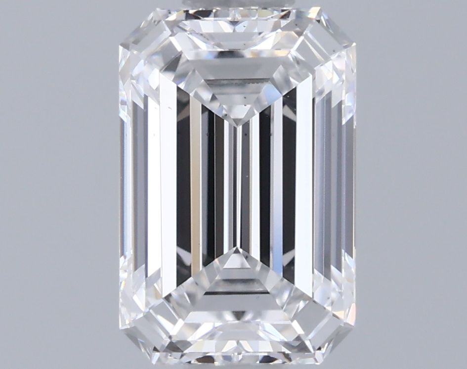 1.04 ct. emerald Lab Grown Diamond front image