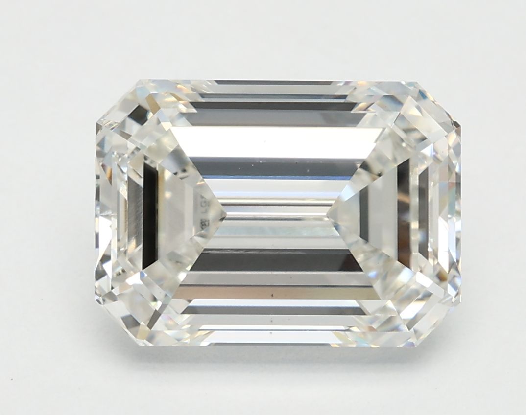 3.08 ct. emerald Lab Grown Diamond front image