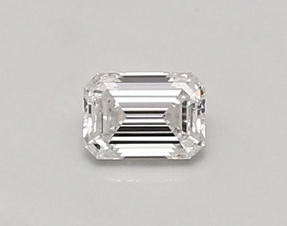 0.33 ct lab-grown Emerald Diamond