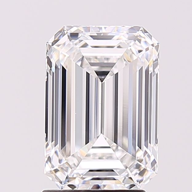2.58 ct. emerald Lab Grown Diamond front image