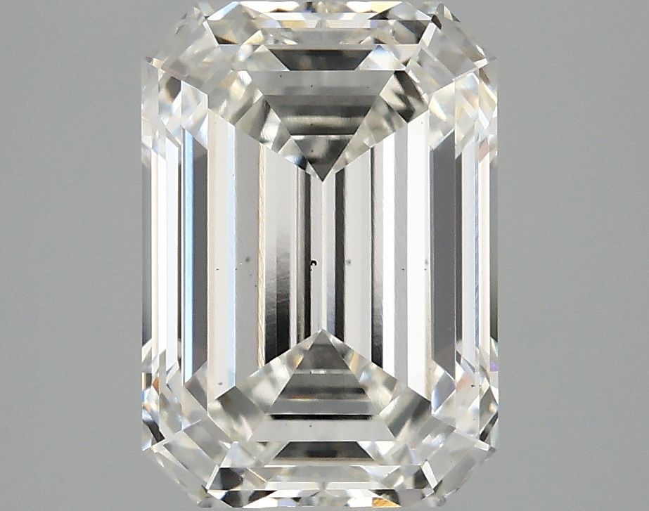 2.56 ct Emerald diamond