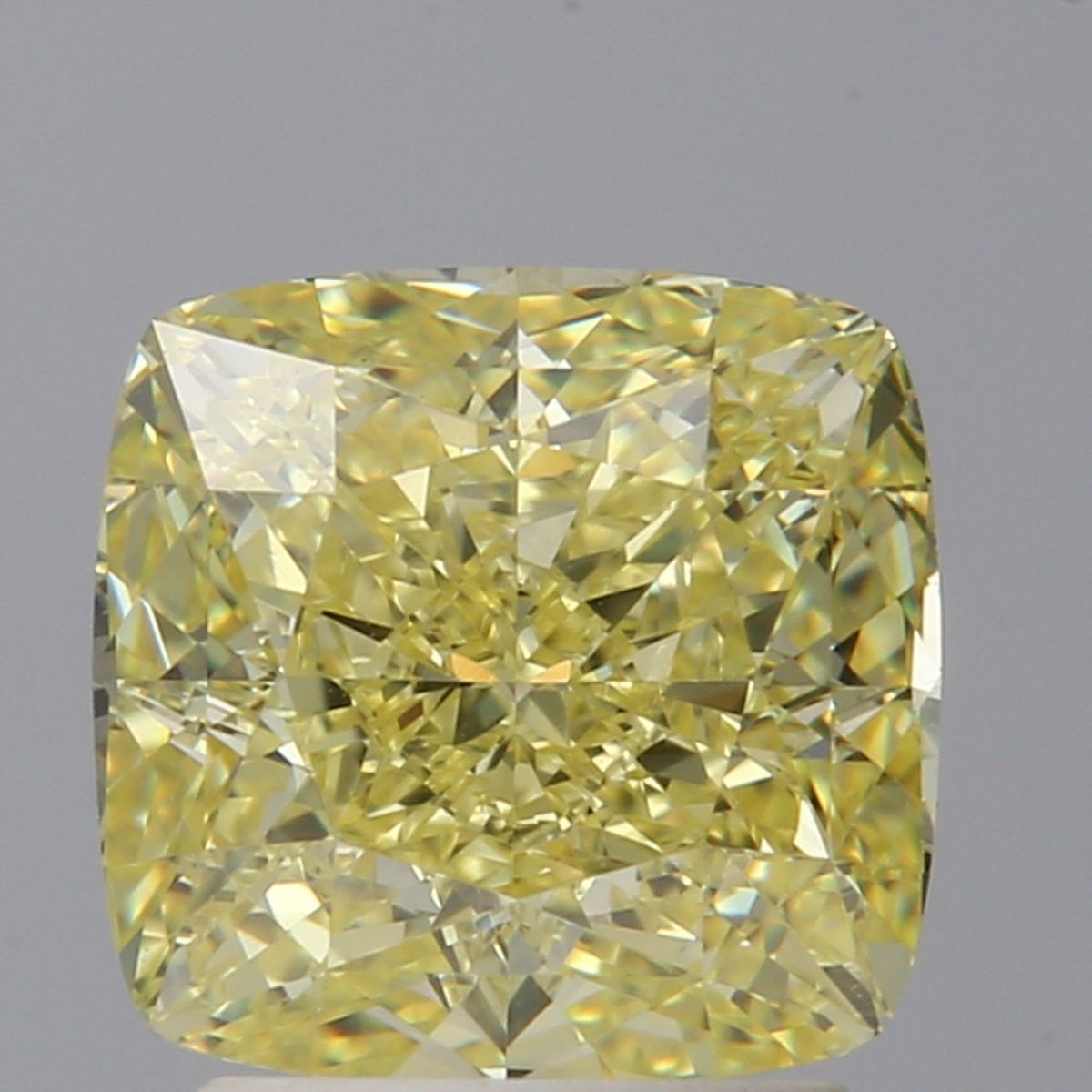 2.17 ct Cushion Brilliant diamond