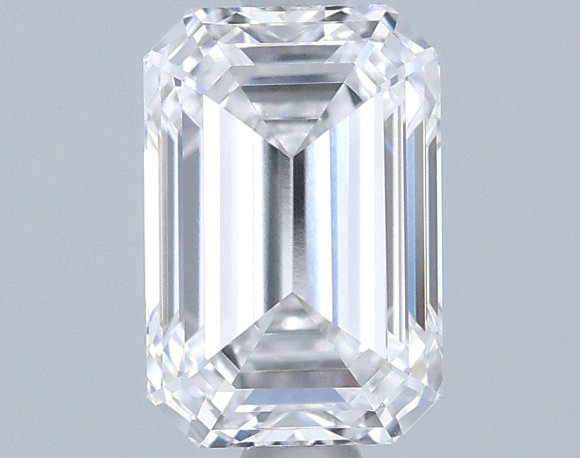 1.36 ct. emerald Lab Grown Diamond front image
