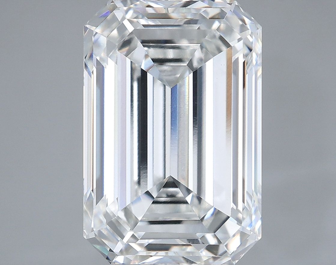 7.05 ct. emerald Lab Grown Diamond front image
